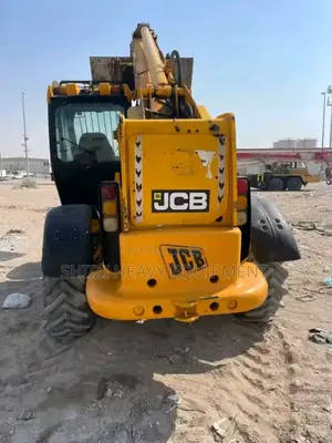 Telehandler Available for Hire