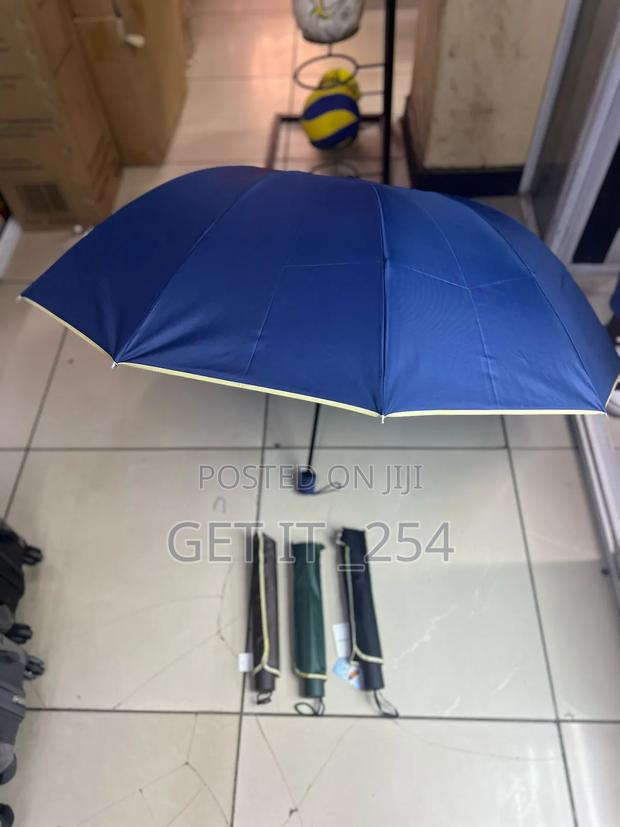 Foldable Large Strong Umbrella - thumbnail 2