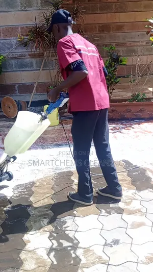 Cleaning Machines Operator