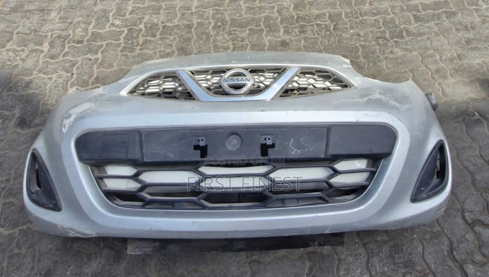 Nissan March 2014