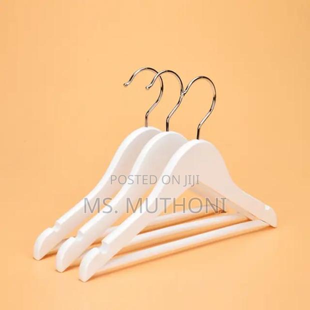 Space Saving Wooden Hangers for Clothes* - thumbnail 3