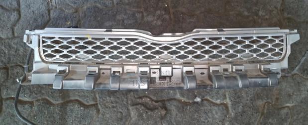 Voxy 2012 Grill