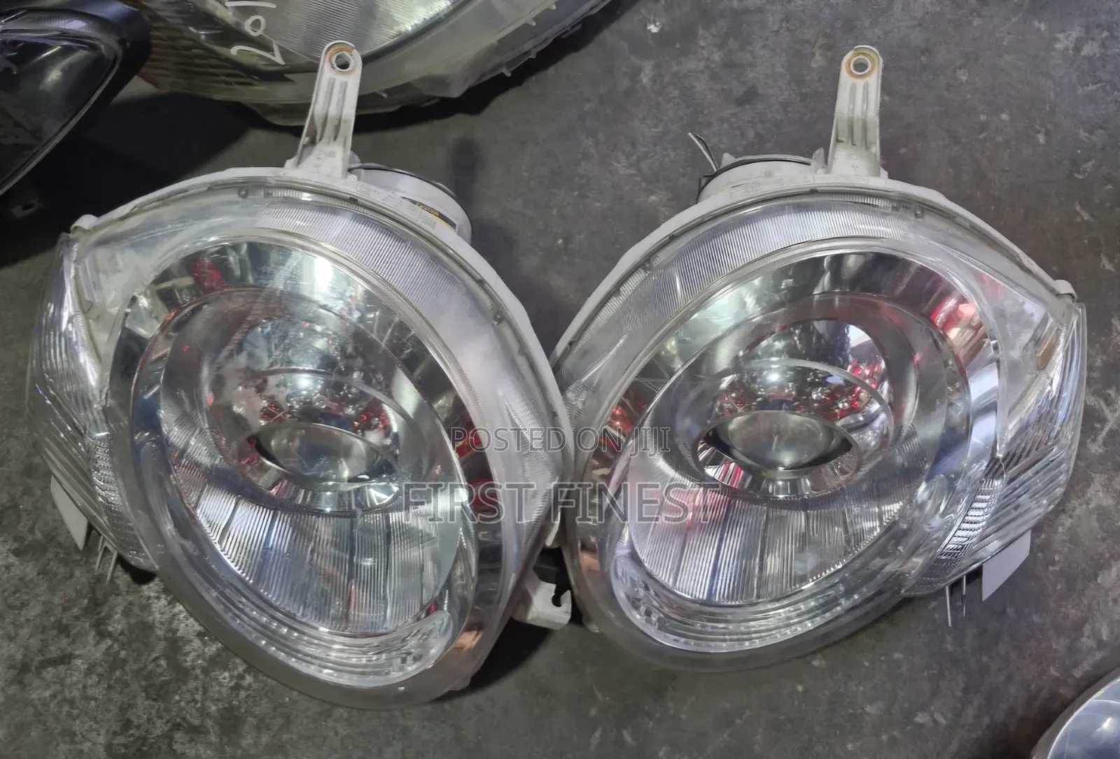 Sienta Sports Xenon Headlights Xenon(Each)