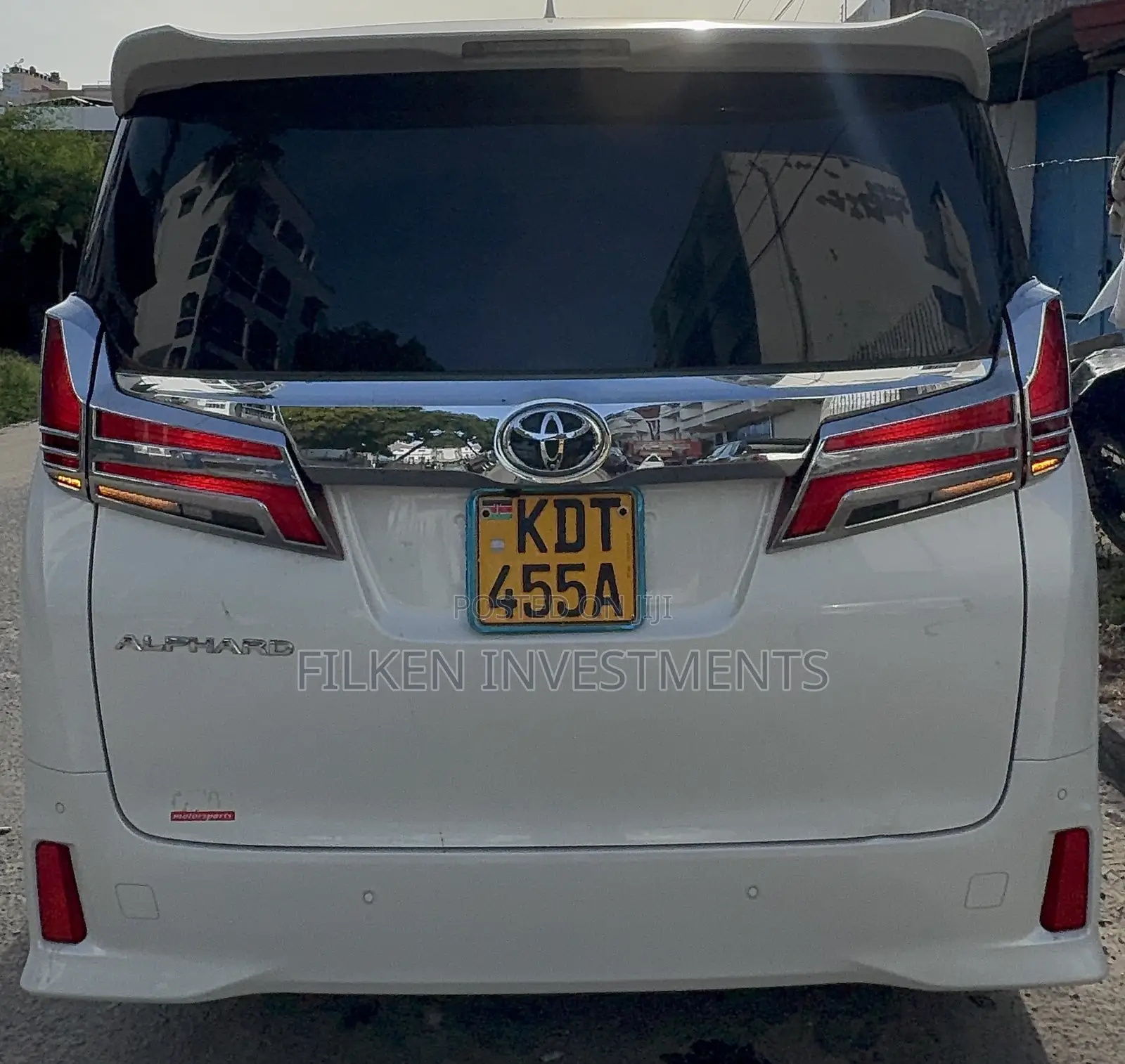 Toyota Grand HiAce 2019 White