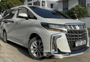 Toyota Grand HiAce 2019 White