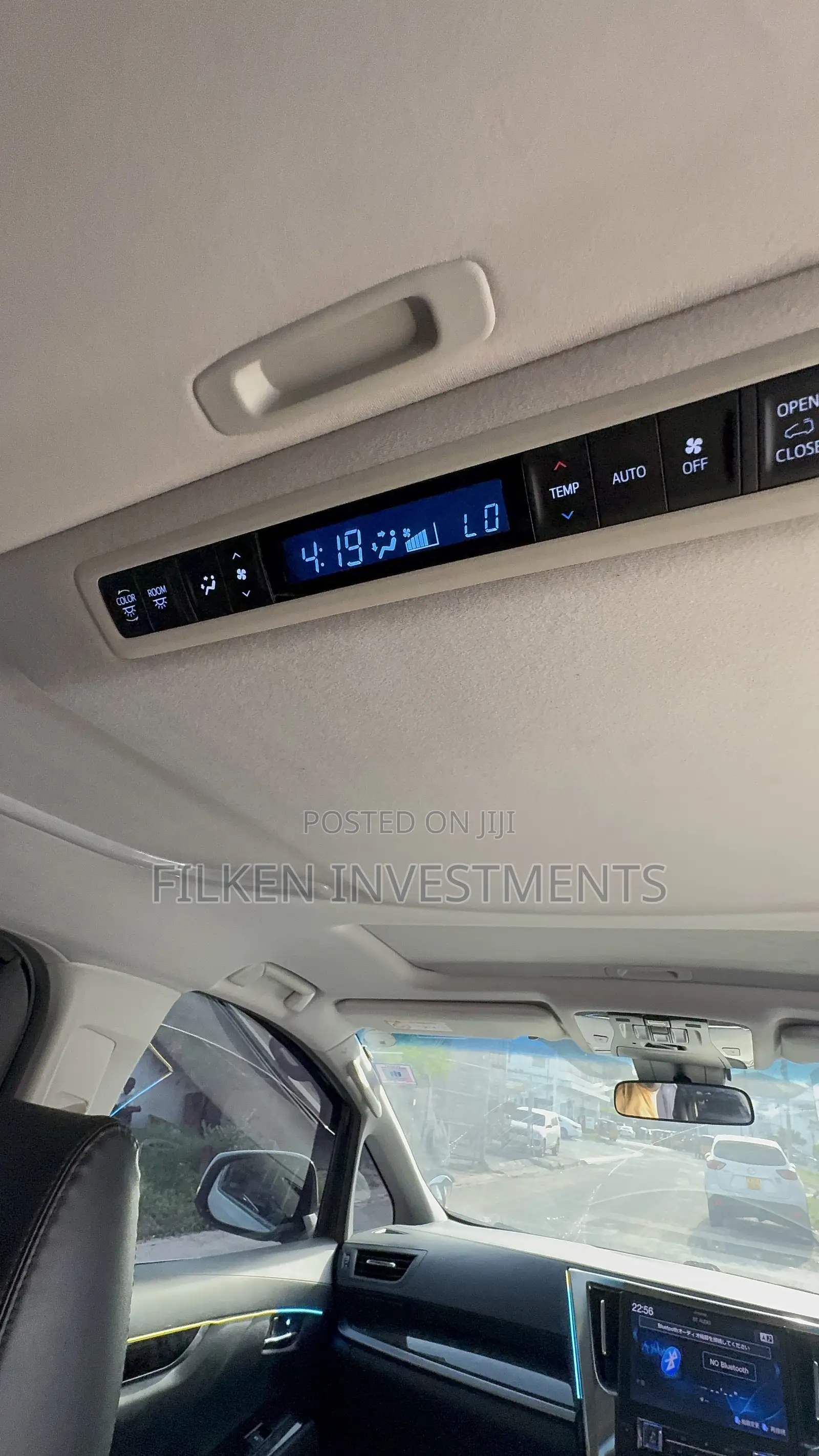 Toyota Grand HiAce 2019 White