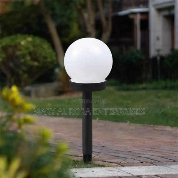 Solar Garden Lights - thumbnail 2