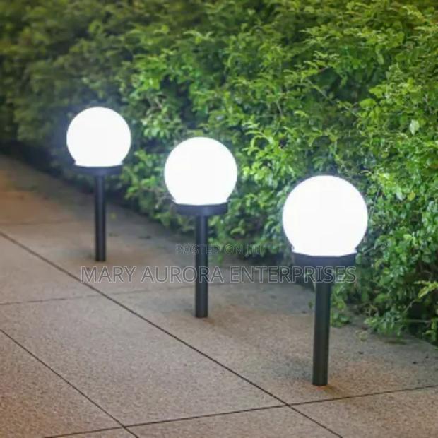Solar Garden Lights - thumbnail 3