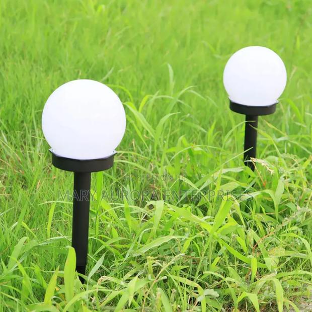 Solar Garden Lights - thumbnail 4