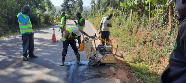 Asphalt/Concrete Cutter for Hire - thumbnail 7