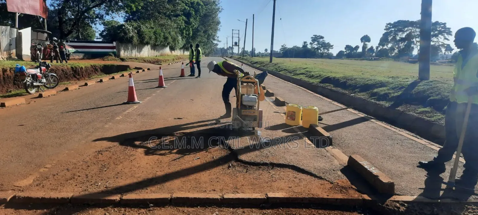 Asphalt/Concrete Cutter For Hire
