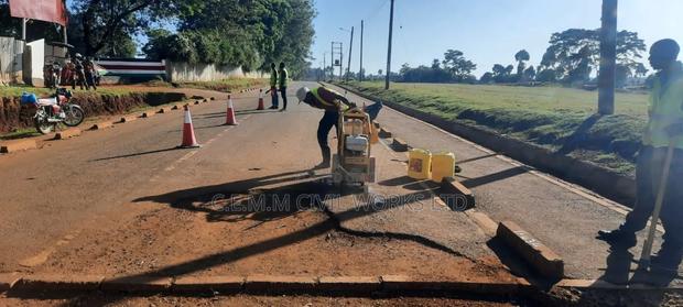 Asphalt/Concrete Cutter for Hire - thumbnail 8