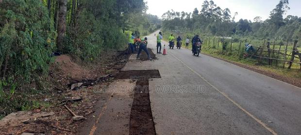 Asphalt/Concrete Cutter for Hire - thumbnail 9