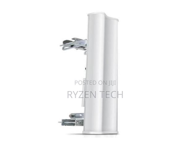 Ubiquiti Airmax Am-5g19-120 Sector Antenna - main view