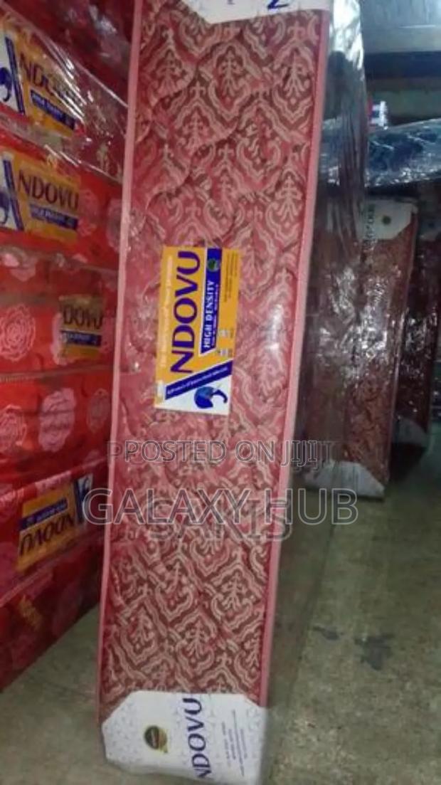 5*6 8 Inches Quilted Mattress