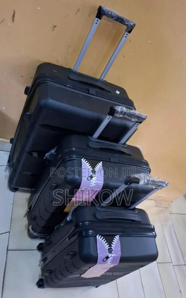 *3 in 1 Unbreakable Pp Suitcases - thumbnail 3