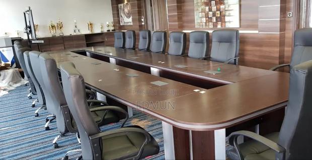 Boardroom and Conference Tables - thumbnail 2