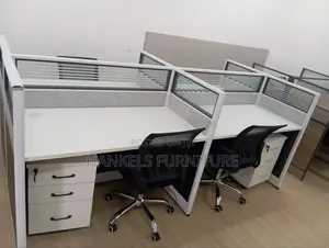 4 Way Workstation Partitioned (White)