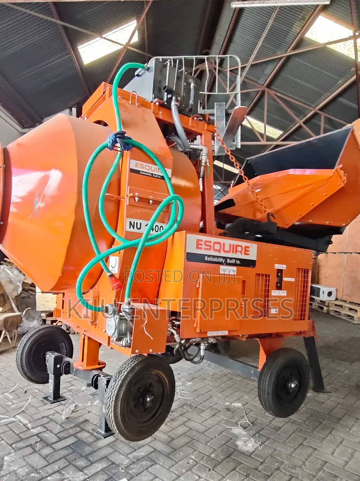 Esquire Mixer 700litres