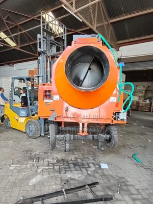 Esquire Mixer 700litres