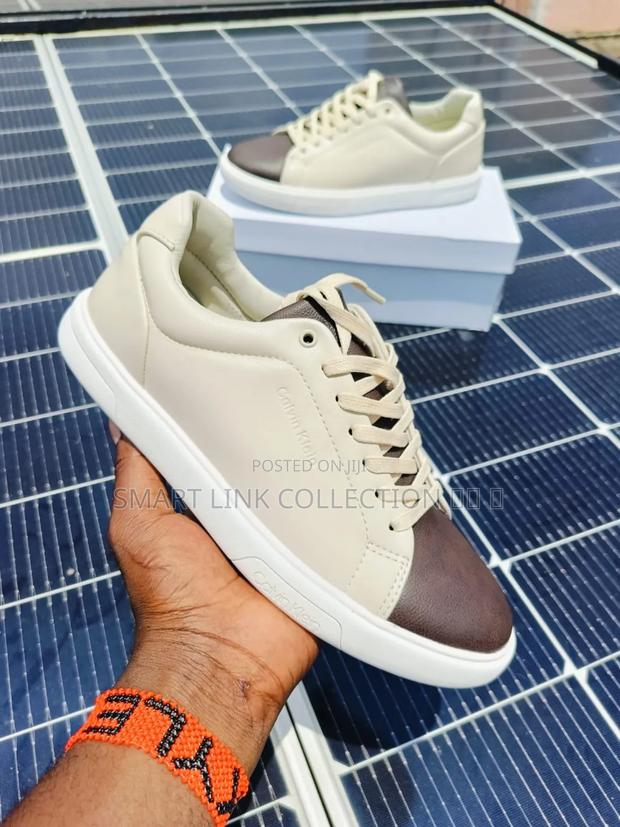 Calvin Klein  
New Arrivals - thumbnail 2