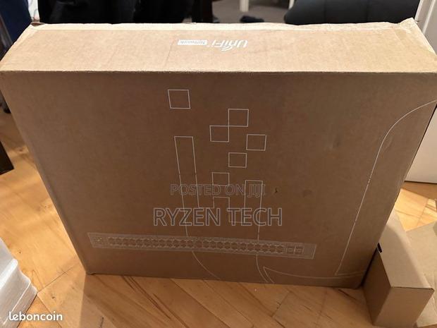 Ubiquiti Unifi 48-Port Poe Switch - main view