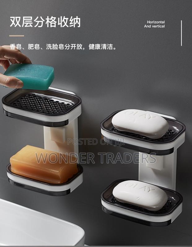 Double Soap Holder Colours: *Black and Green*