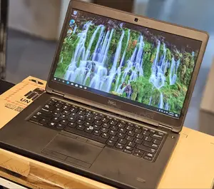 Laptop Dell Latitude 5450 16GB Intel Core I5 SSD 256GB