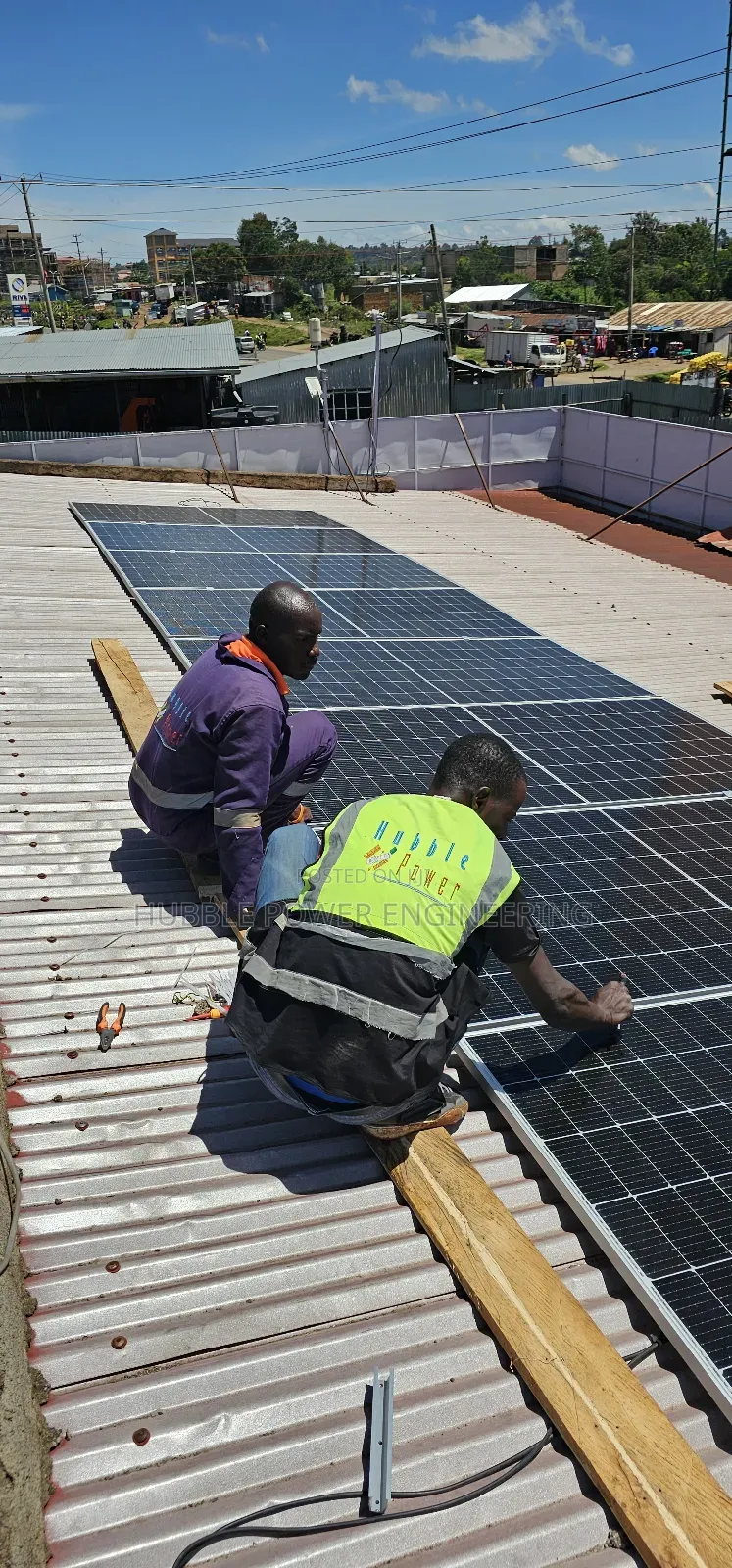 11kw Inverter, 10kwh Lithium Battery, 4.4kw Solar Panels