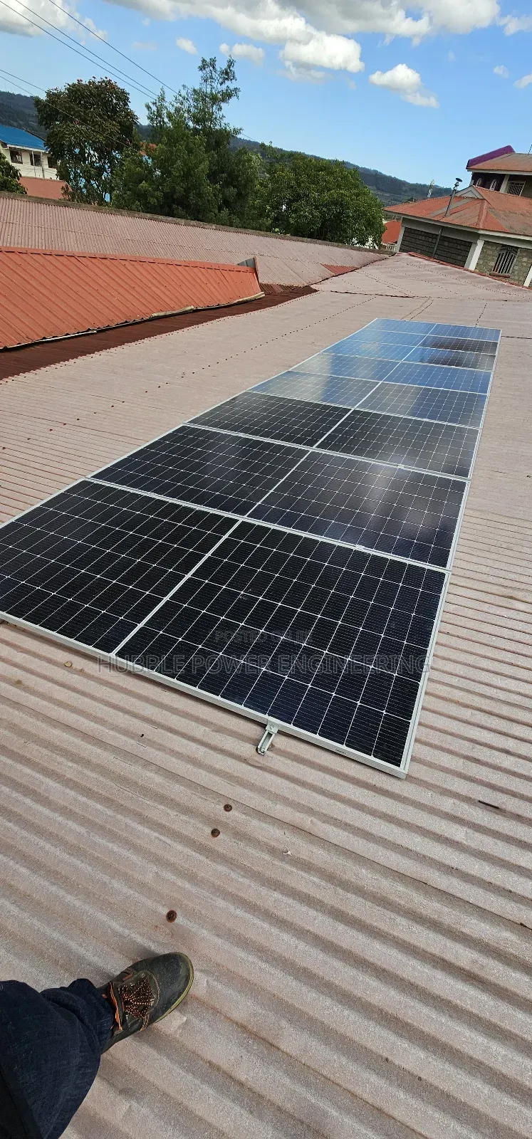 11kw Inverter, 10kwh Lithium Battery, 4.4kw Solar Panels