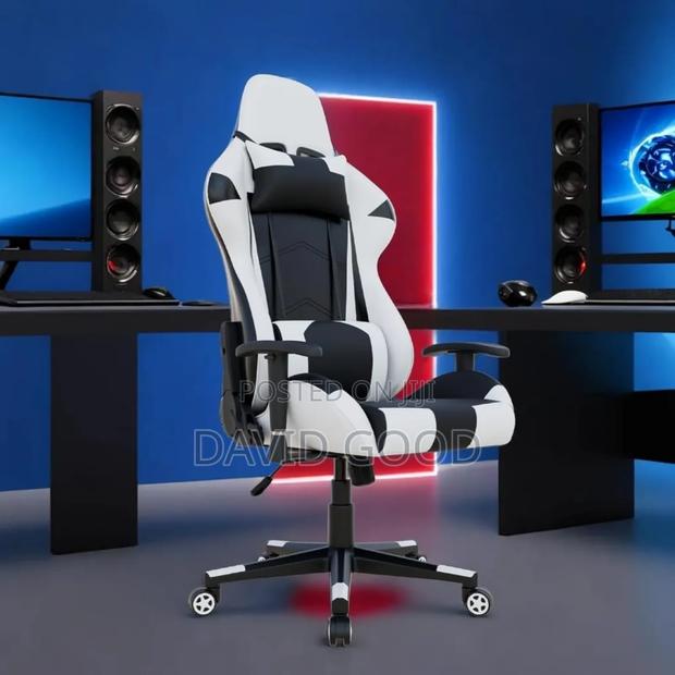 Engnomic Gaming Chair - main view