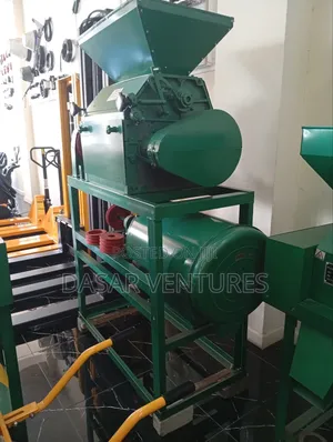 Posho Mill / Roller Mill And Crusher 1000kg/Hr