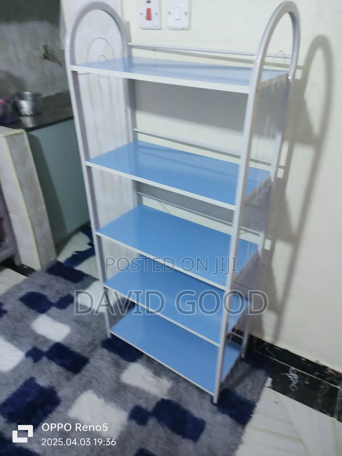 Shoerack in Blue