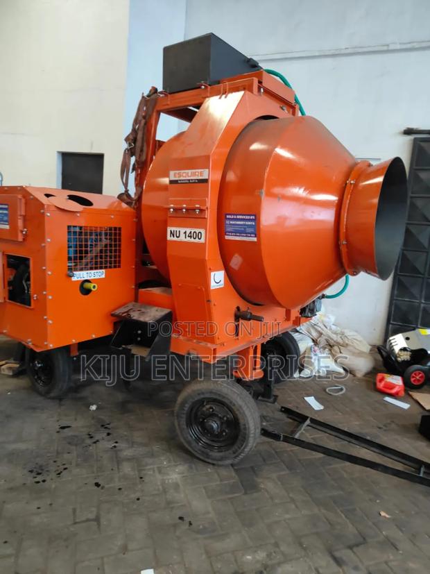 Self-Loading Concrete Mixer Available