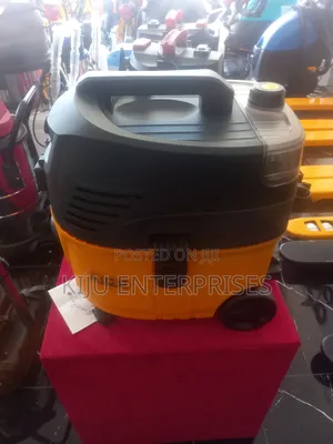 Vaccum Cleaner and Steam Available