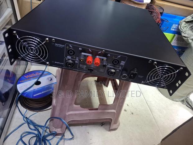 Peavey Cs 2000 Power Amplifier - thumbnail 2
