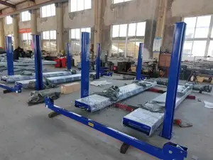 Four Post Car Lift
