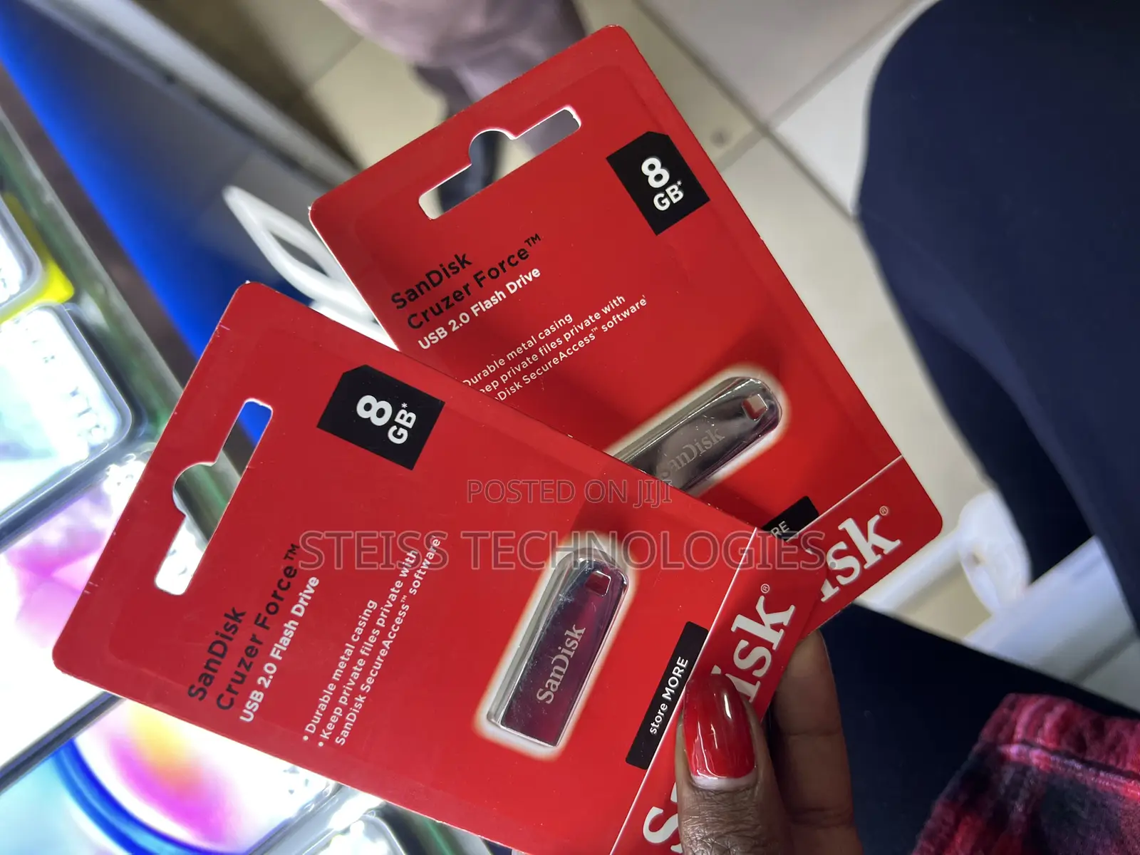 8gb Sandisk Flashdrives.