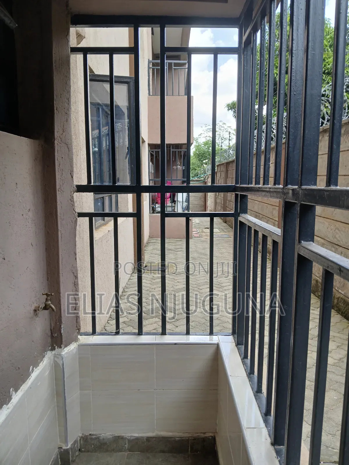 2bdrm Apartment in Thome Roosters for rent