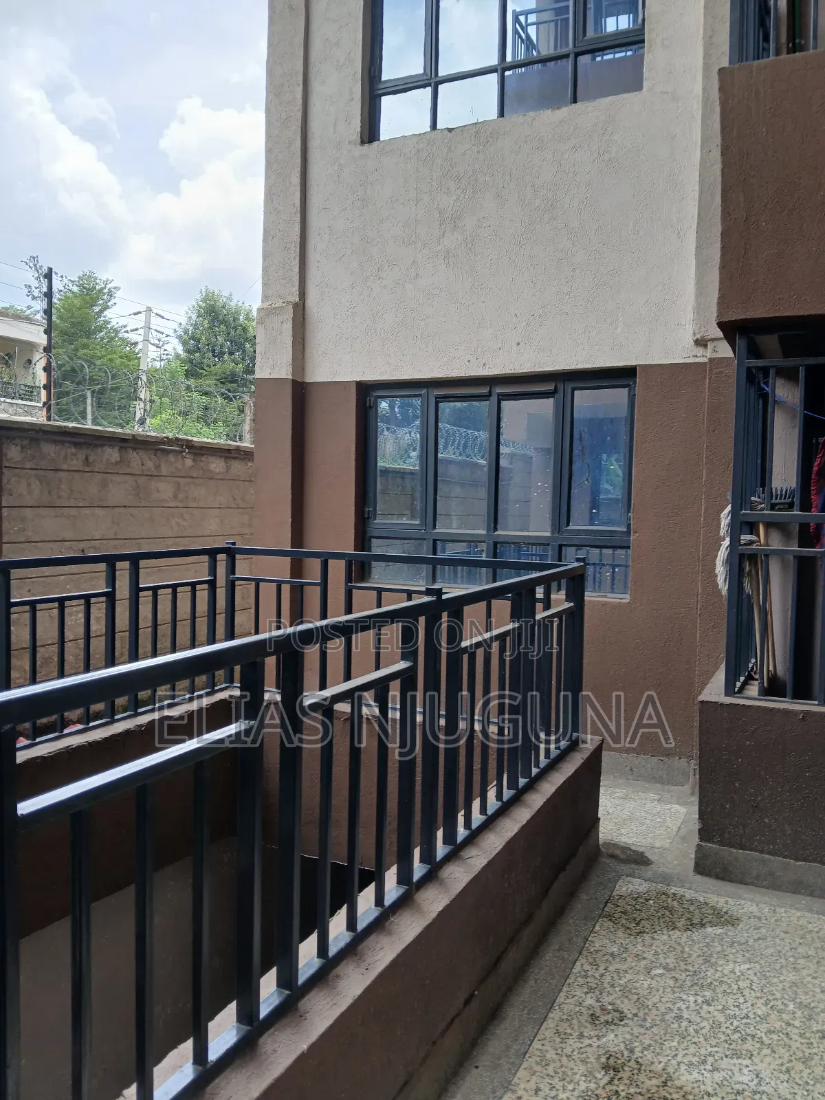 2bdrm Apartment in Thome Roosters for rent