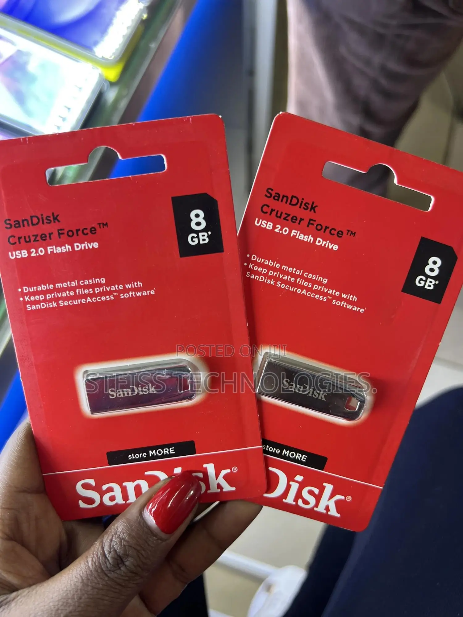 8gb Sandisk Flashdrives.