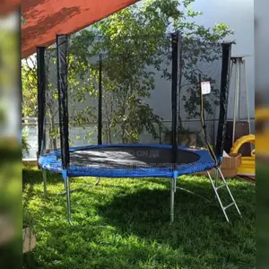 8ft Durable Trampoline With a Safety Enclosure Net