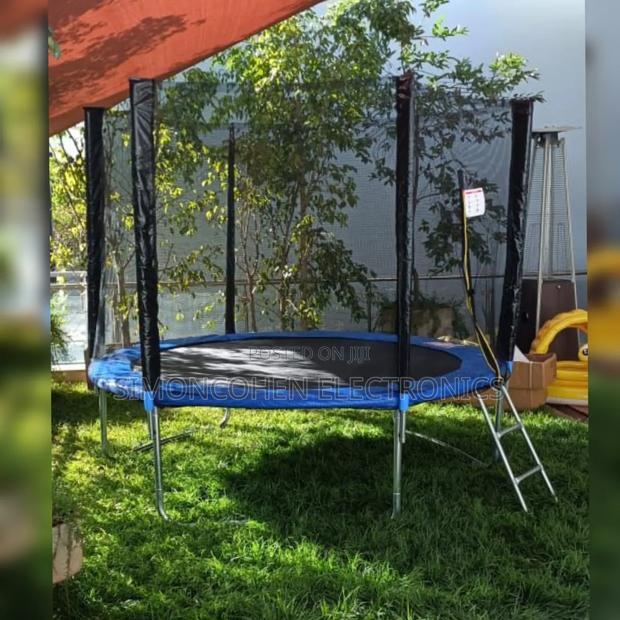 8ft Durable Trampoline With a Safety Enclosure Net - main view