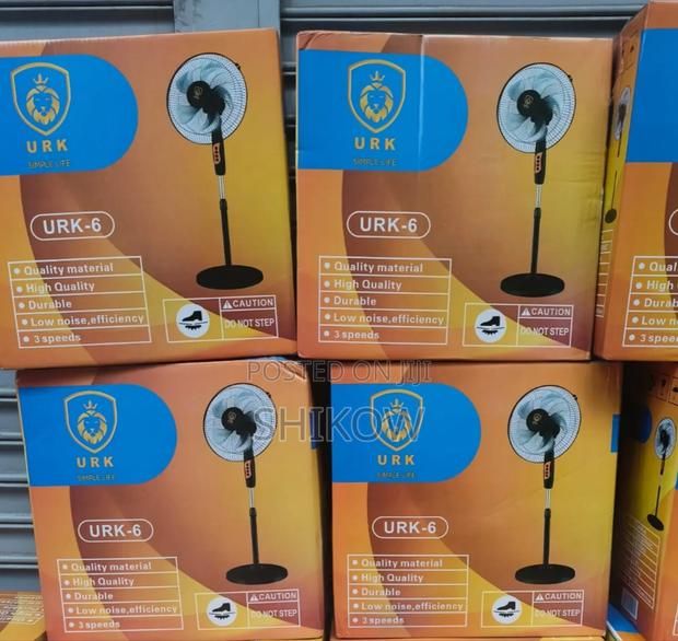  "Urk 16 Inches Standing Fan" 