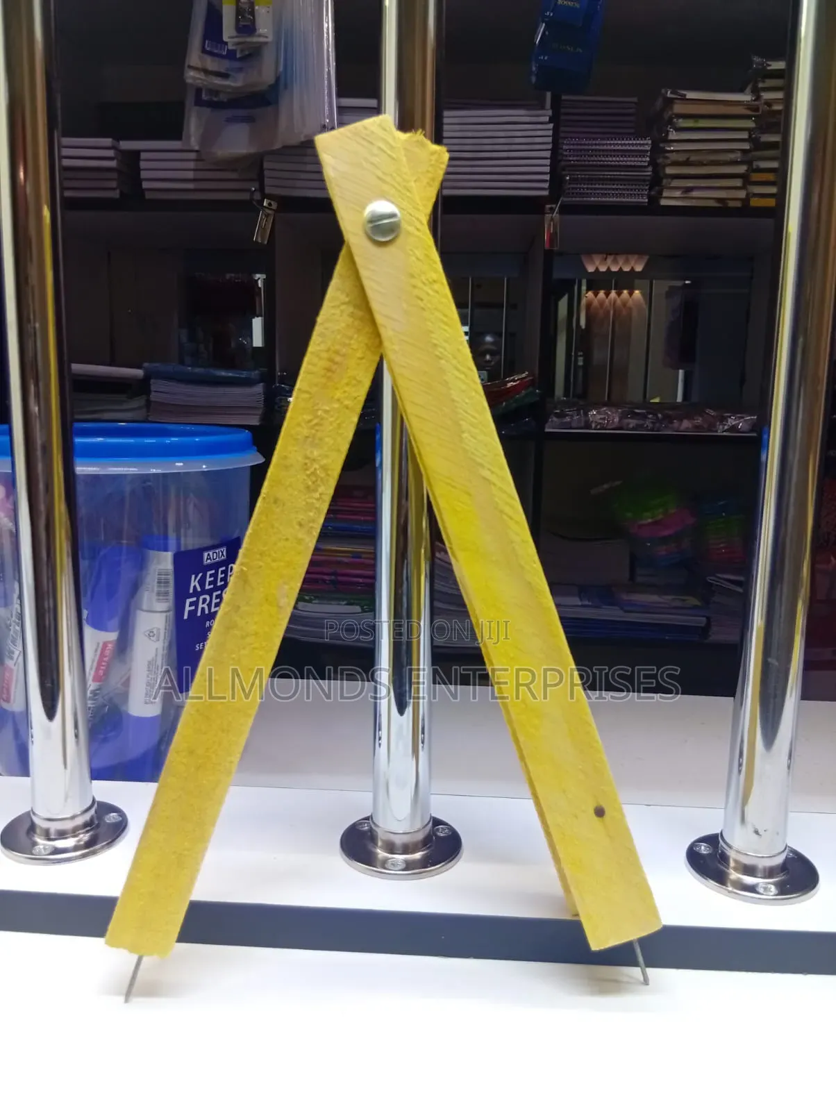 Blackboard/Teachers Wooden Divider