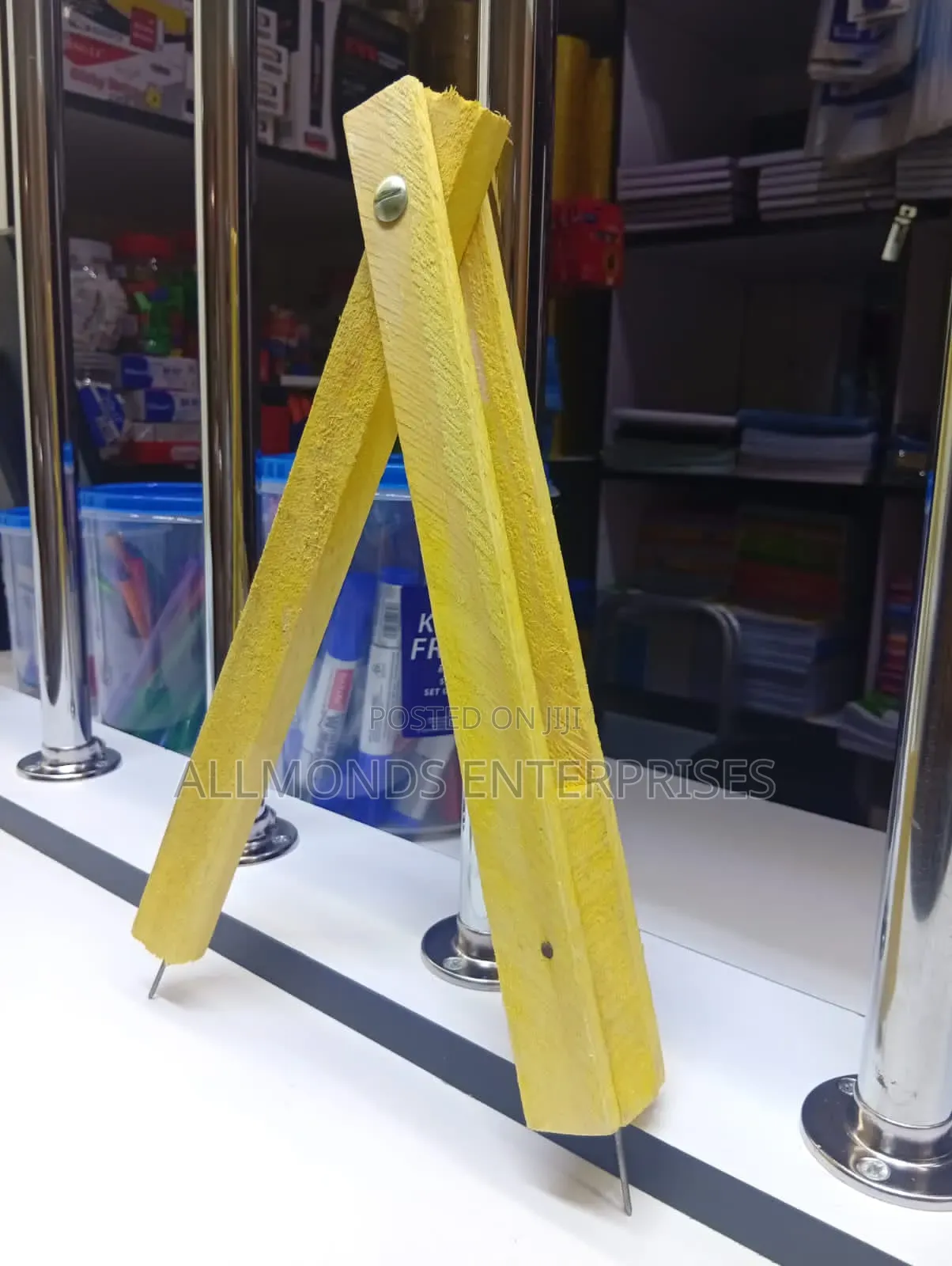 Blackboard/Teachers Wooden Divider