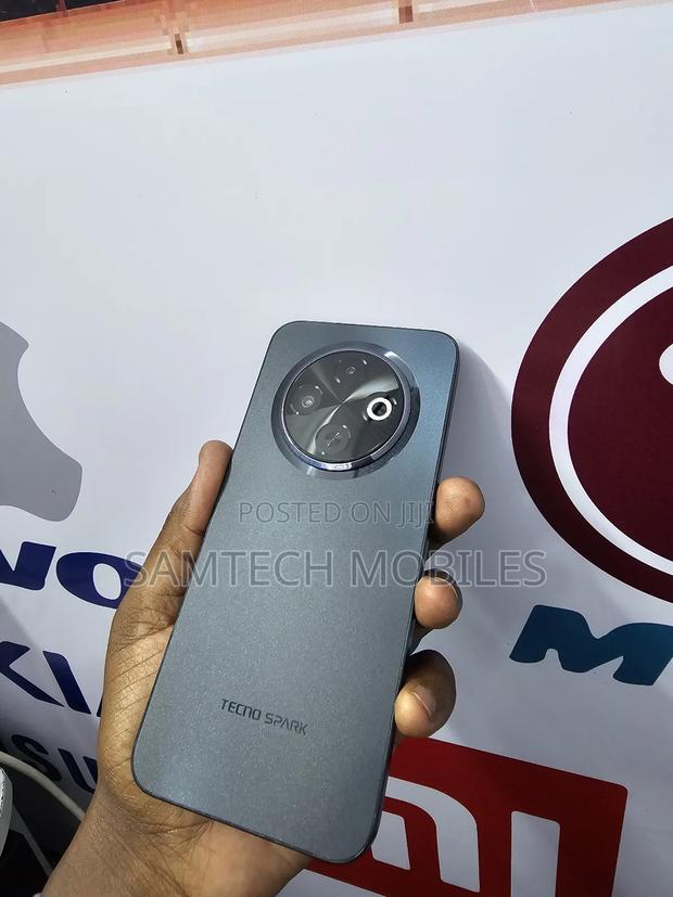 Tecno Spark 30C 128 GB Black - thumbnail 2