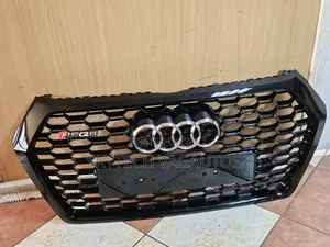 Audi Q5/Rsq5 Grille