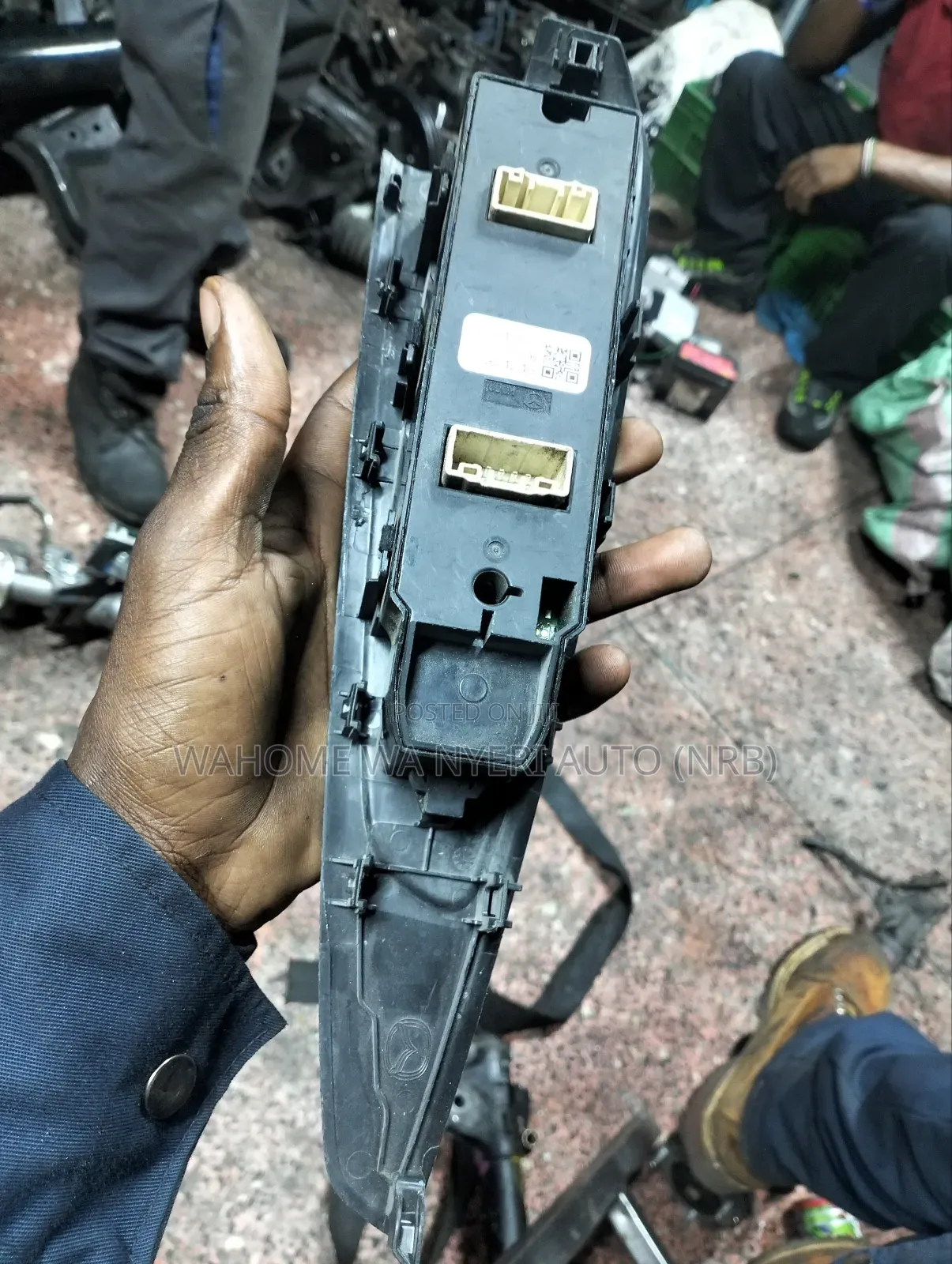 Main Door Switch Mazda Cx5