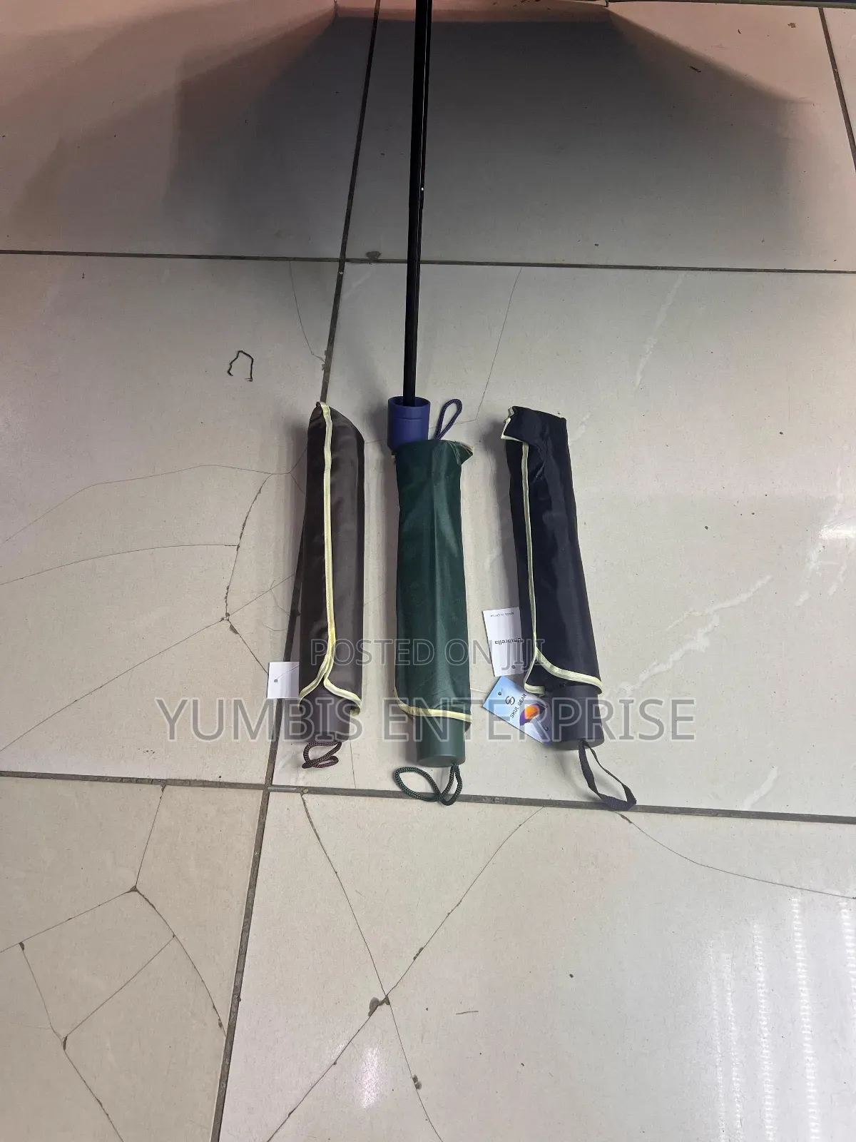 Foldable Big Umbrellas at 650